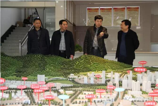 在铜陵金桥经济开发区管理委员会调研